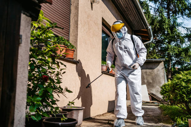 Best Mosquito Control Services  in Emerald Lakes, PA